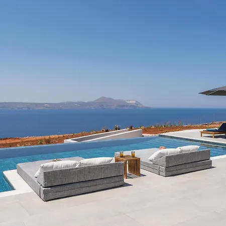 Astelia Holiday home *