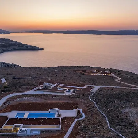 Astelia Holiday home